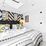 Playful & Stylish Studio In Hip London Area